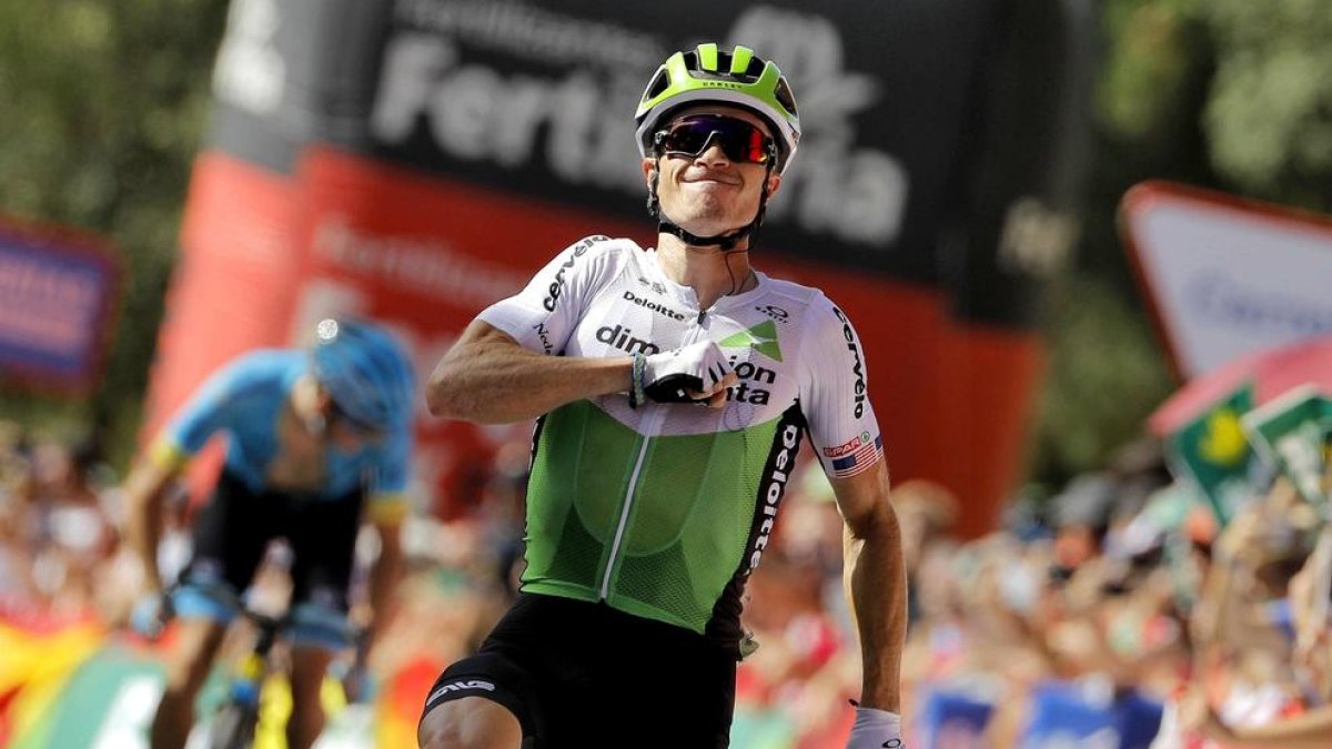 Benjamin King, en el momento de cruzar la línea de meta.