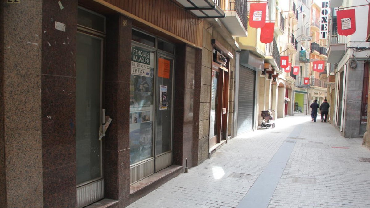 Una de las calles del centro histórico de la capital de la Noguera.