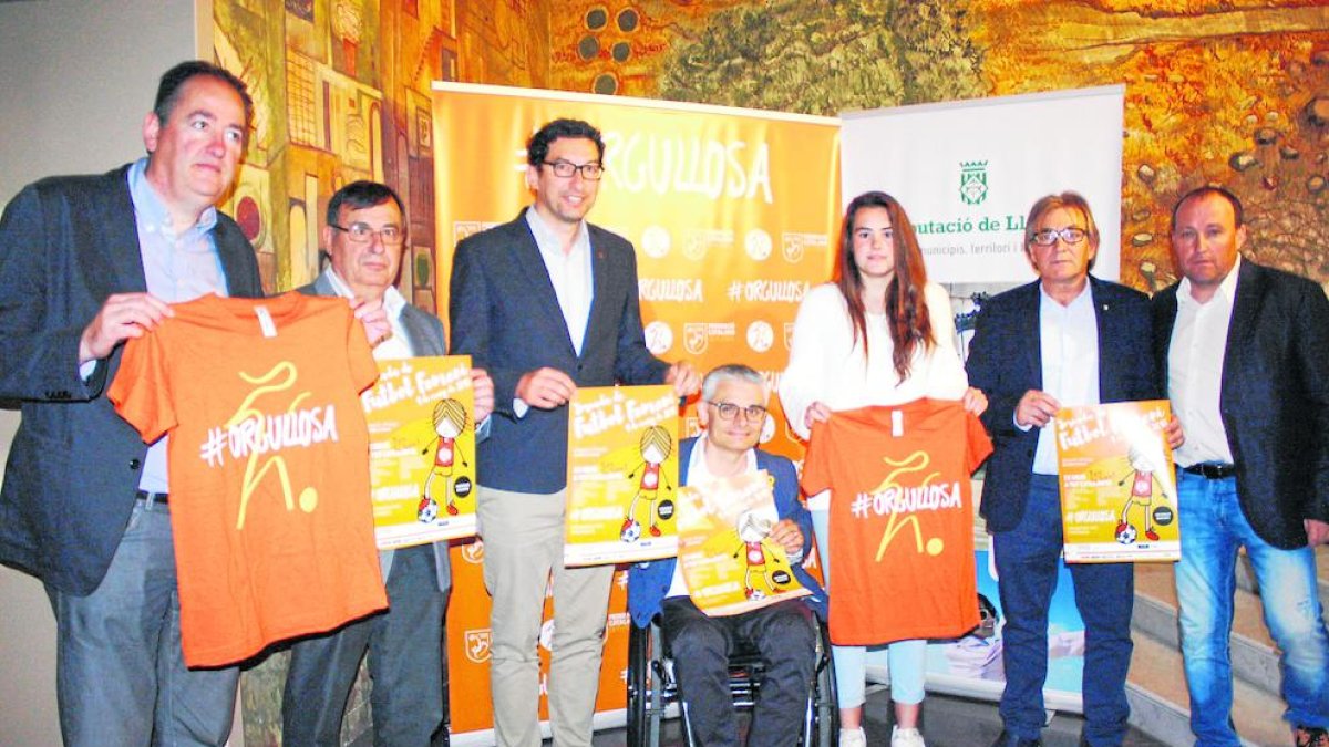 La Jornada de Futbol Femení se presentó ayer en la Diputación, que apoya esta iniciativa.