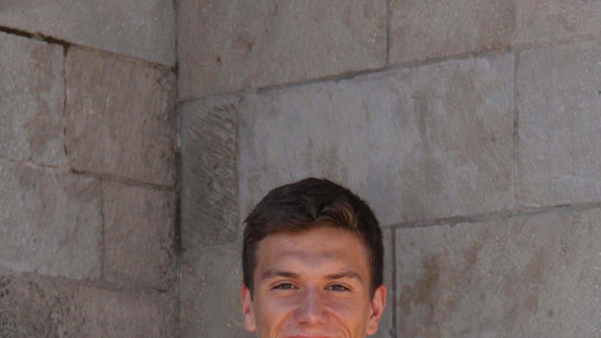 Noel Carbonell complirà la tercera temporada al primer equip.