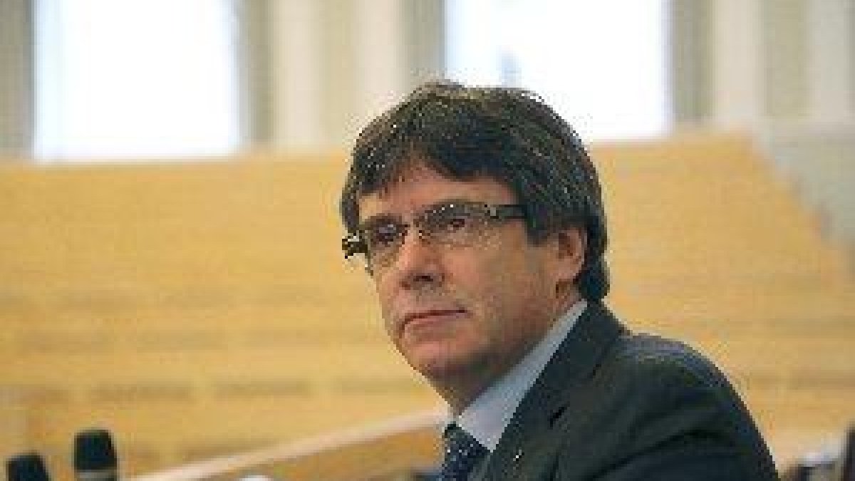 La policía alemana retiene a Puigdemont cuando entraba desde Dinamarca