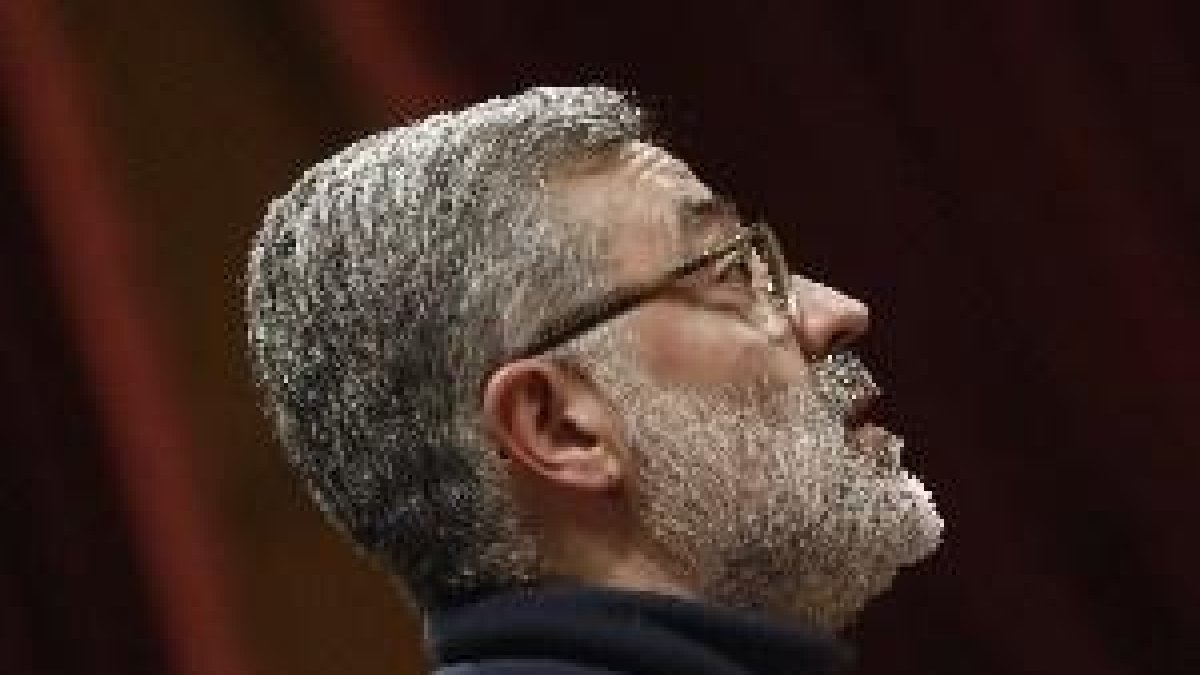 La CUP se ofrece a entrar en la Mesa para impulsar la investidura de Puigdemont