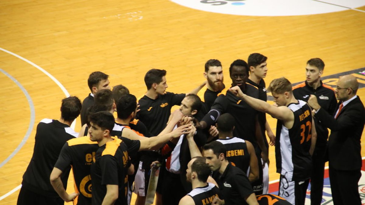 El Actel Força Lleida cae en Vitoria y vuelve a complicarse la permanencia
