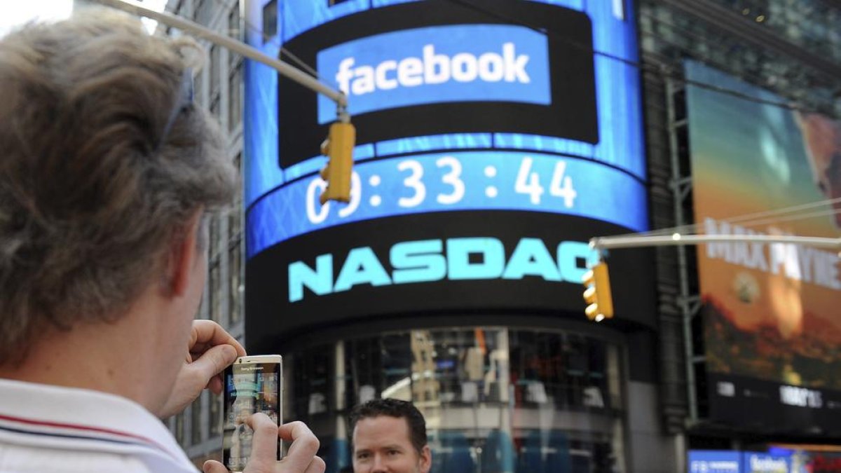 Facebook s’ha enfonsat més d’un 18% en un sol dia.