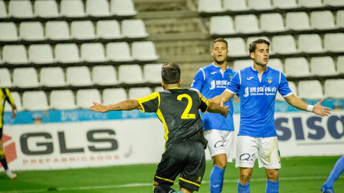 El Lleida deja de estar invicto al caer en casa (0-1) y un seguidor agrede a un mosso tras el partido