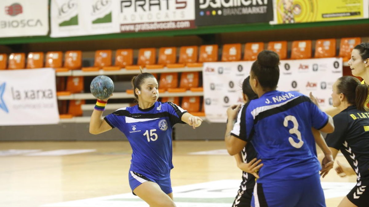 Júlia Calduch aportó cinco goles.