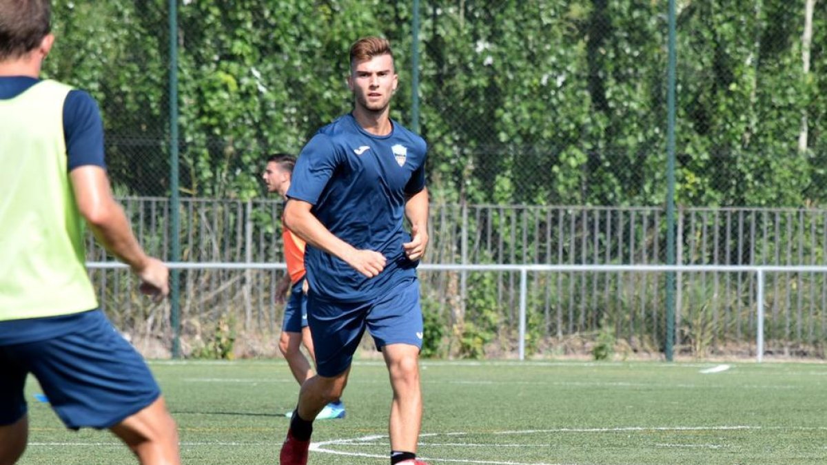 Josep Calavera, durante el entrenamiento del Lleida Esportiu.