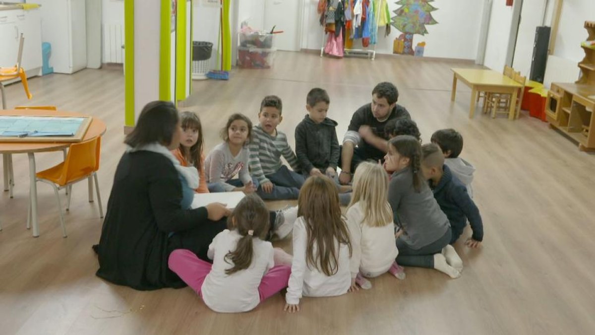 El programa revisa las prácticas en los centros de menores.