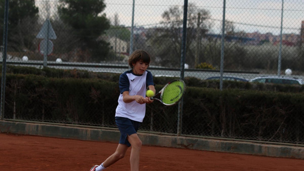 El torneo sub 13 Albert Costa del CT Urgell llega hoy a semifinales