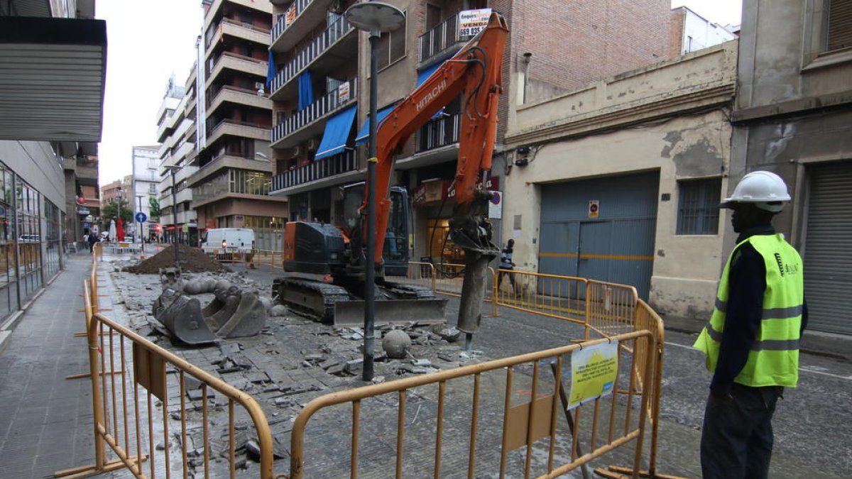 General Brito, potes enlaire per les obres de remodelació del barri