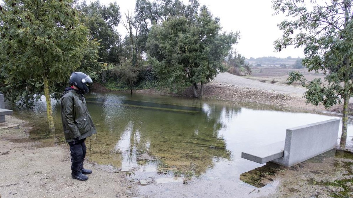Imagen del desbordamiento del milenario Pou de Madern.
