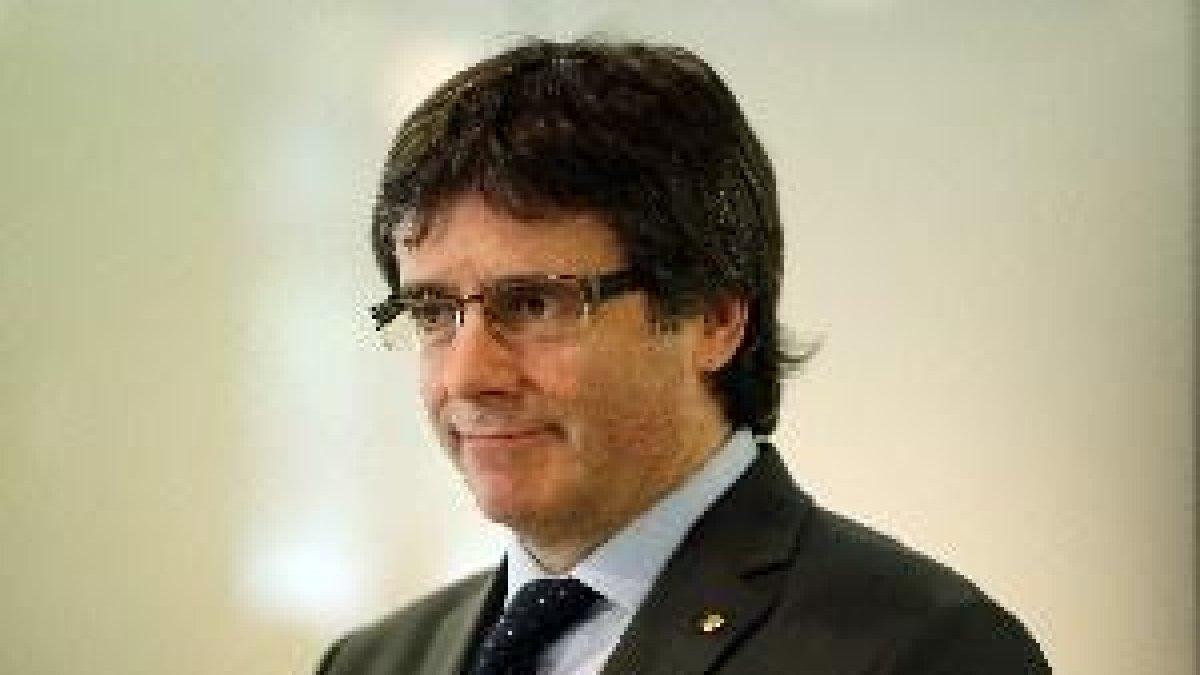 El tribunal alemán aplaza su decisión sobre la entrega de Puigdemont a España