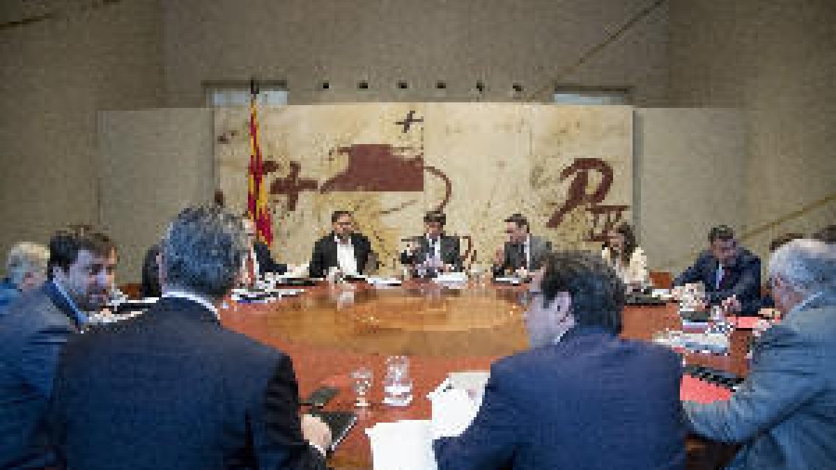 Llarena da dos días a 14 exmiembros del Govern para pagar una fianza de 2,1 millones