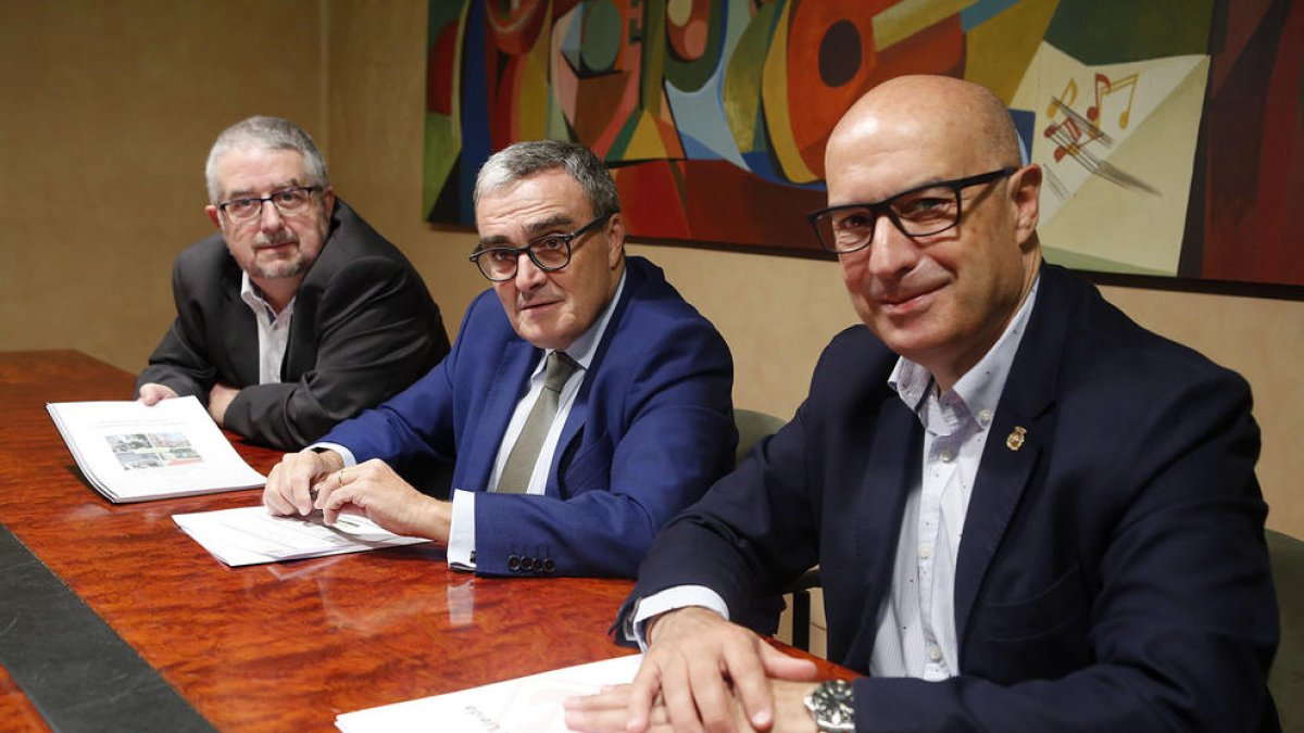 Albert Sorribas, Àngel Ros i Rafael Peris van presentar el projecte Inno4agro, subvencionat per la UE.