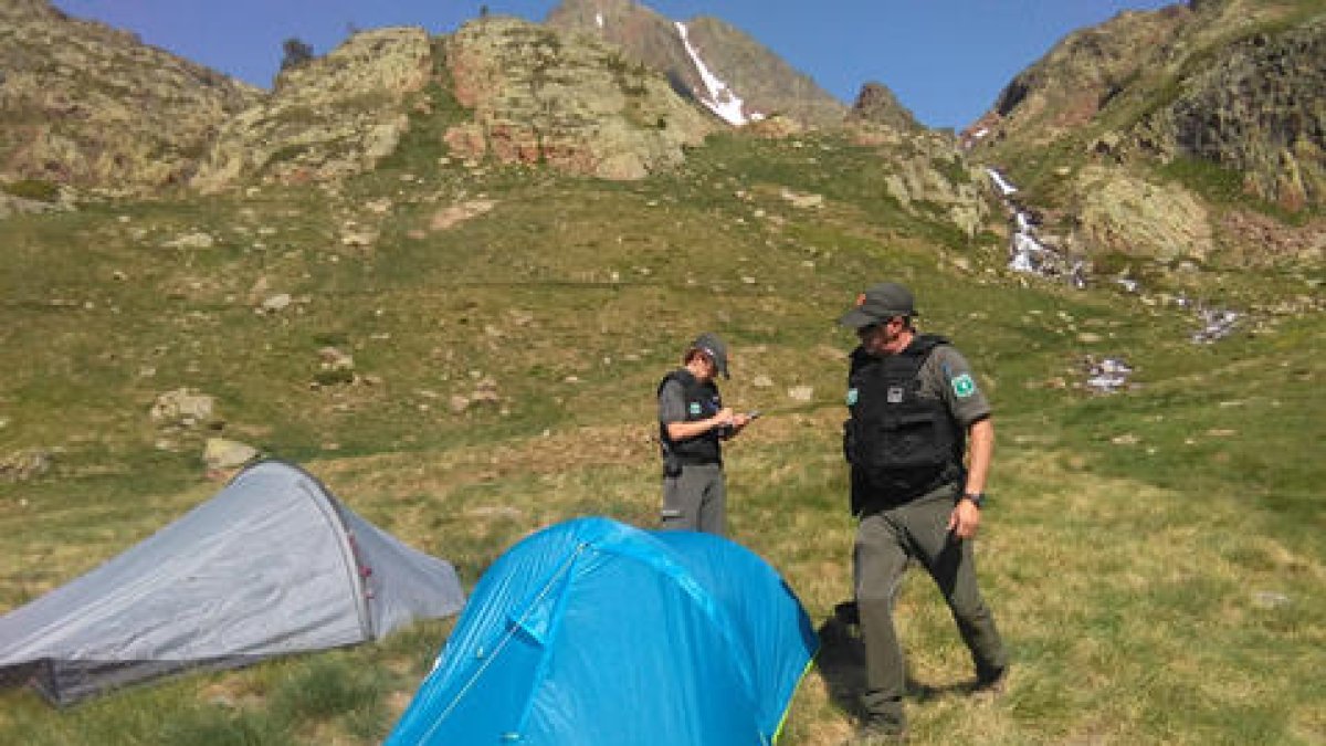 Agents rurals, en una inspecció.