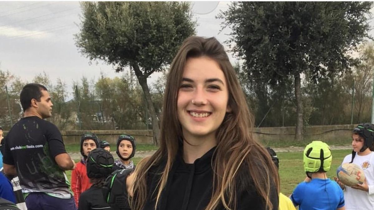 Ester Piñol, en un dels partits de la base de l’Inef Lleida Rugbi.