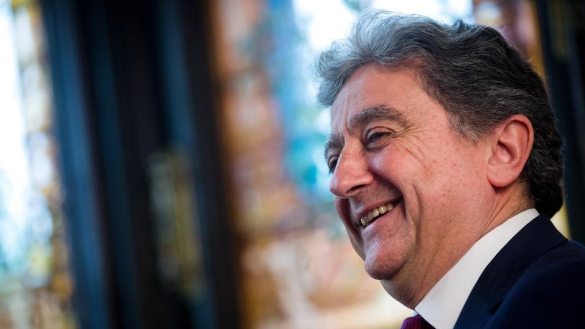 El delegado del Gobierno en Catalunya, Enric Millo, durante la entrevista con la Agencia EFE.