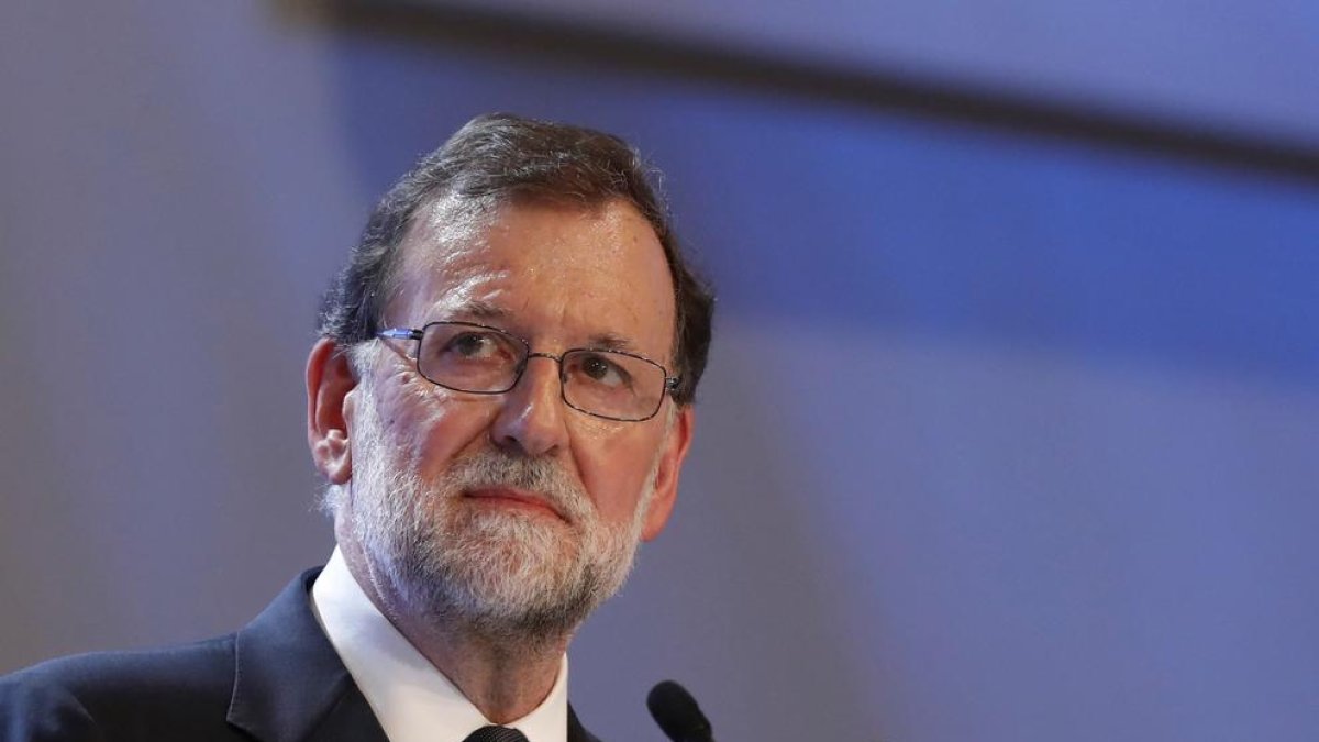 Imatges de Mariano Rajoy, Roger Torrent i Iñigo Urkullu.
