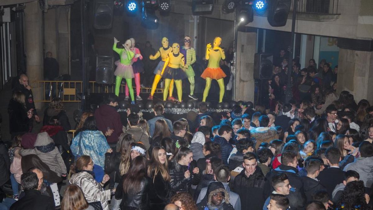 Imagen de la fiesta de fin de año en Tàrrega.