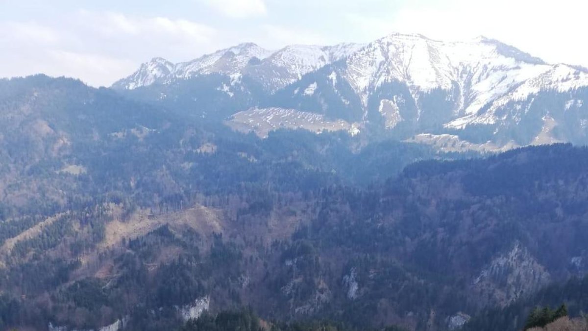 Jaume Bartés en un idílico paisaje de Austria, donde juega y trabaja.