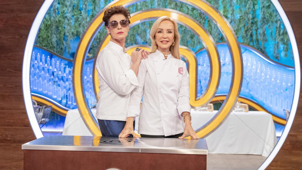 Antonia dell’Atte i Carmen Lomana tornen per un dia a les cuines de ‘MasterChef’.