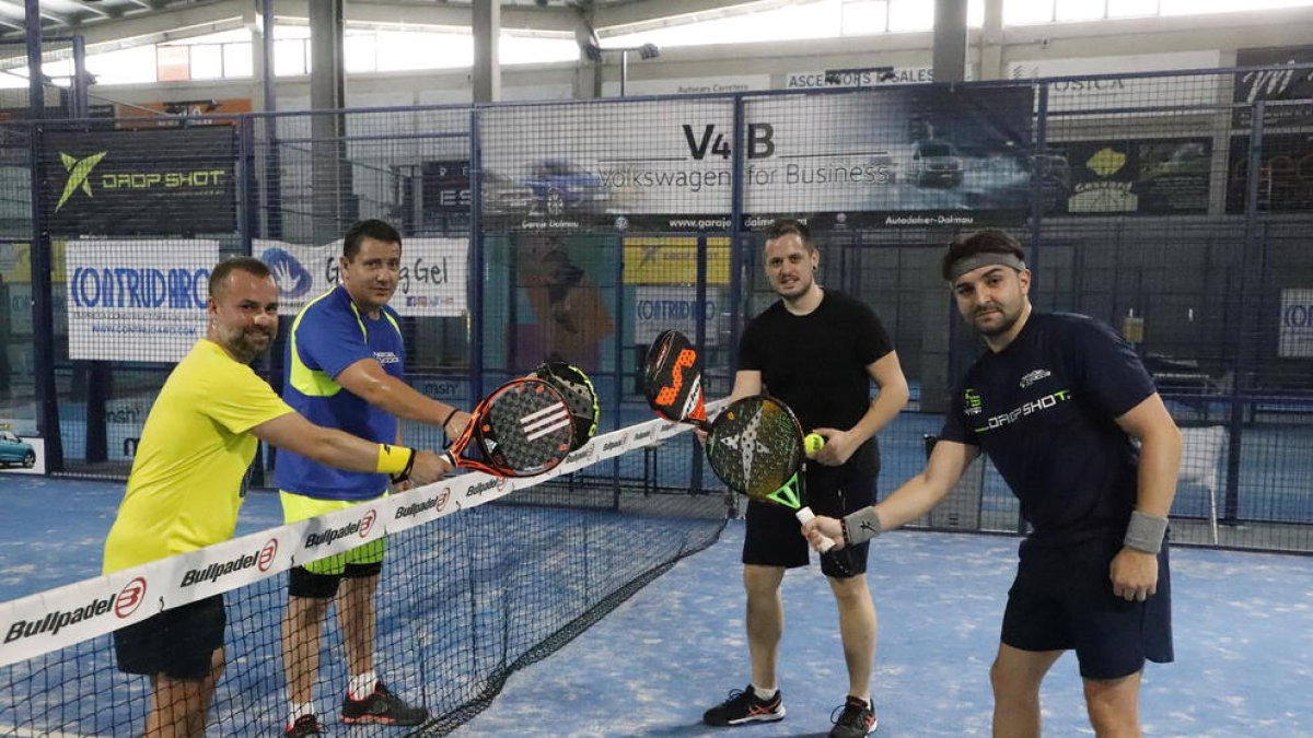 Un partido 2x2, como es habitual, el pasado miércoles en las instalaciones de Pádel Indoor Lleida.