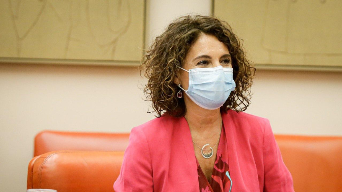 La ministra compareció ayer ante la comisión de Hacienda.