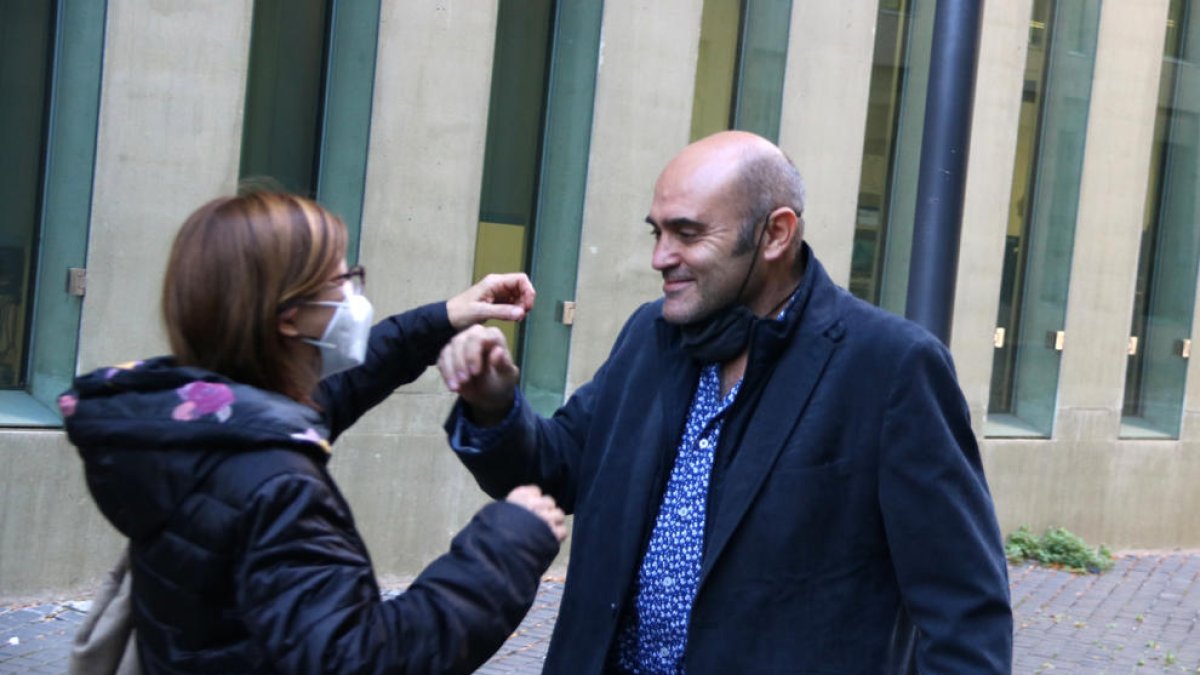 El exconseller Xavier Vendrell, el viernes, tras quedar en libertad.