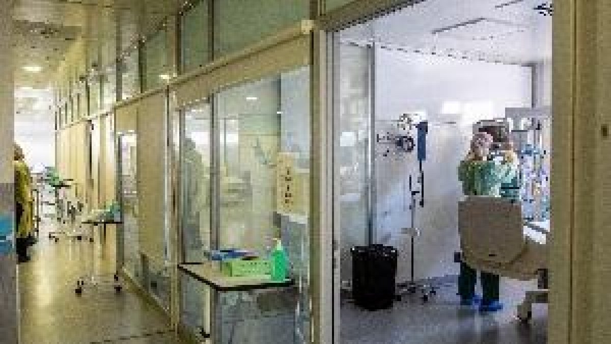 Los fallecidos en España suben ligeramente hasta los 281 y los contagios caen a 1.175