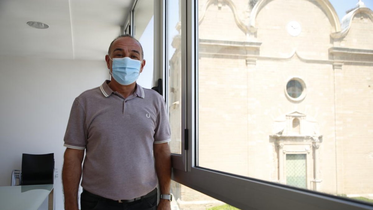 «Salut ha tardat a avisar de contagis per falta de personal»