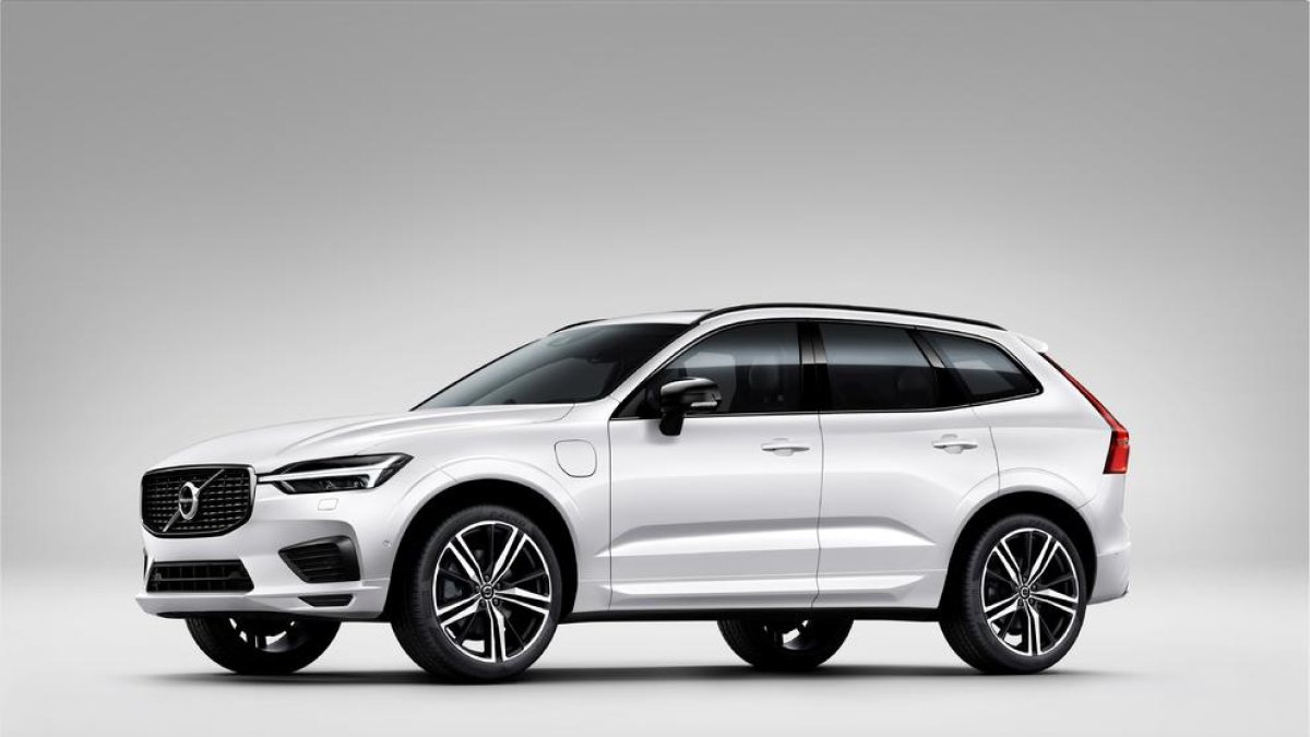 Volvo renova els XC60 amb motors elèctrics i híbrids endollables