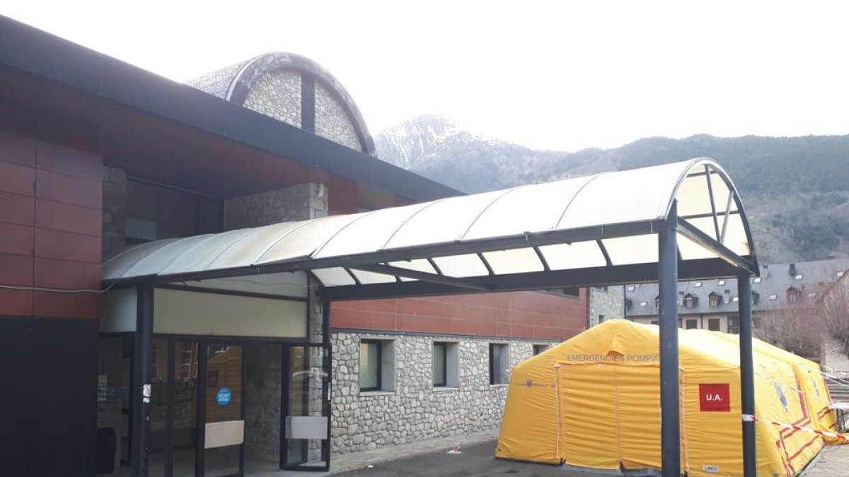 Hospital de campanya a Vielha i el de la Seu trasllada els ancians