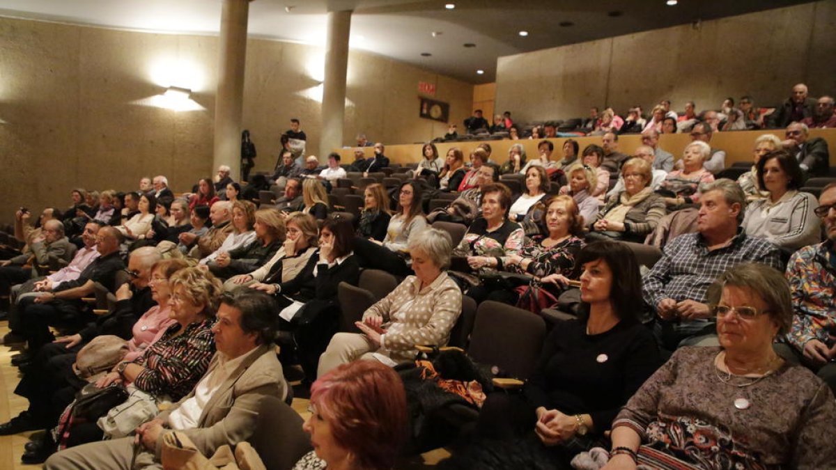 La presentación del proyecto fue en el auditorio Enric Granados.