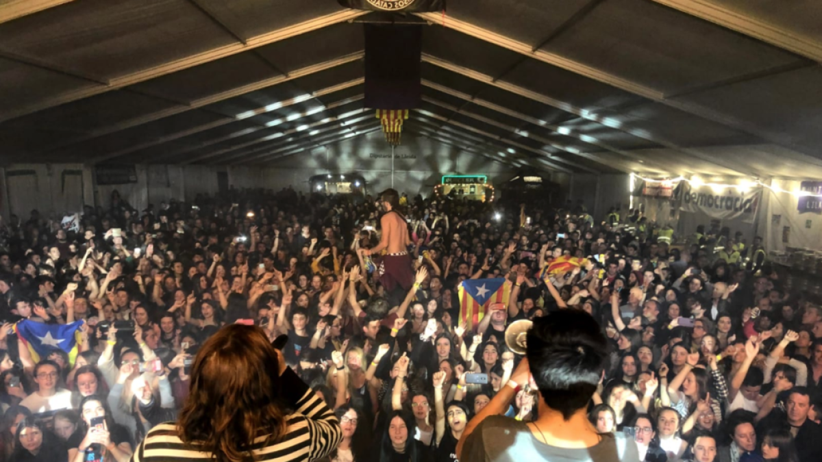 La banda Buhos, durante su actuación en la primera edición