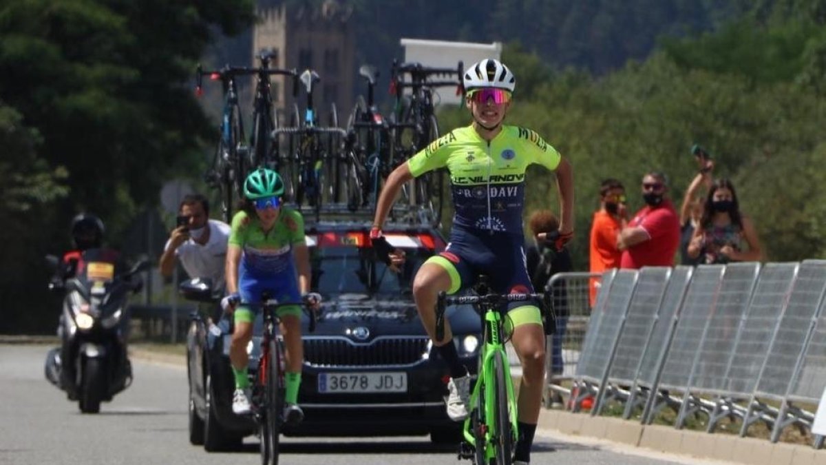 Jan Castellón entra com a vencedor al Trofeu Vila de Ripoll.