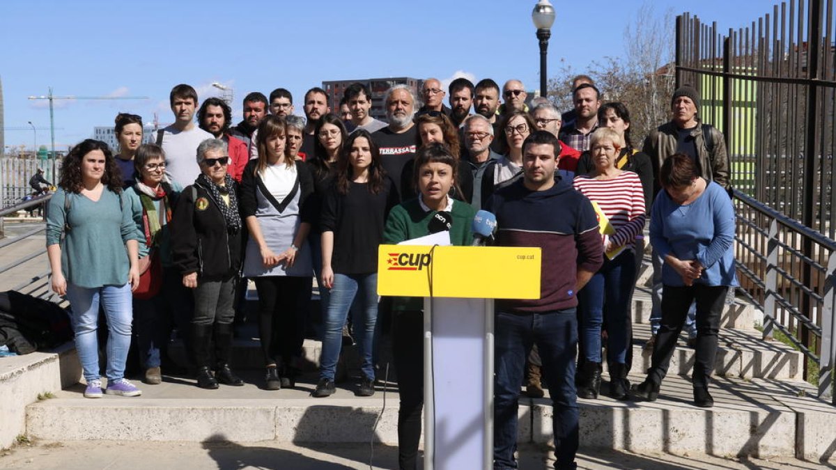 La plana mayor de la CUP, ayer, en la presentación de su propuesta de programa para las catalanas.