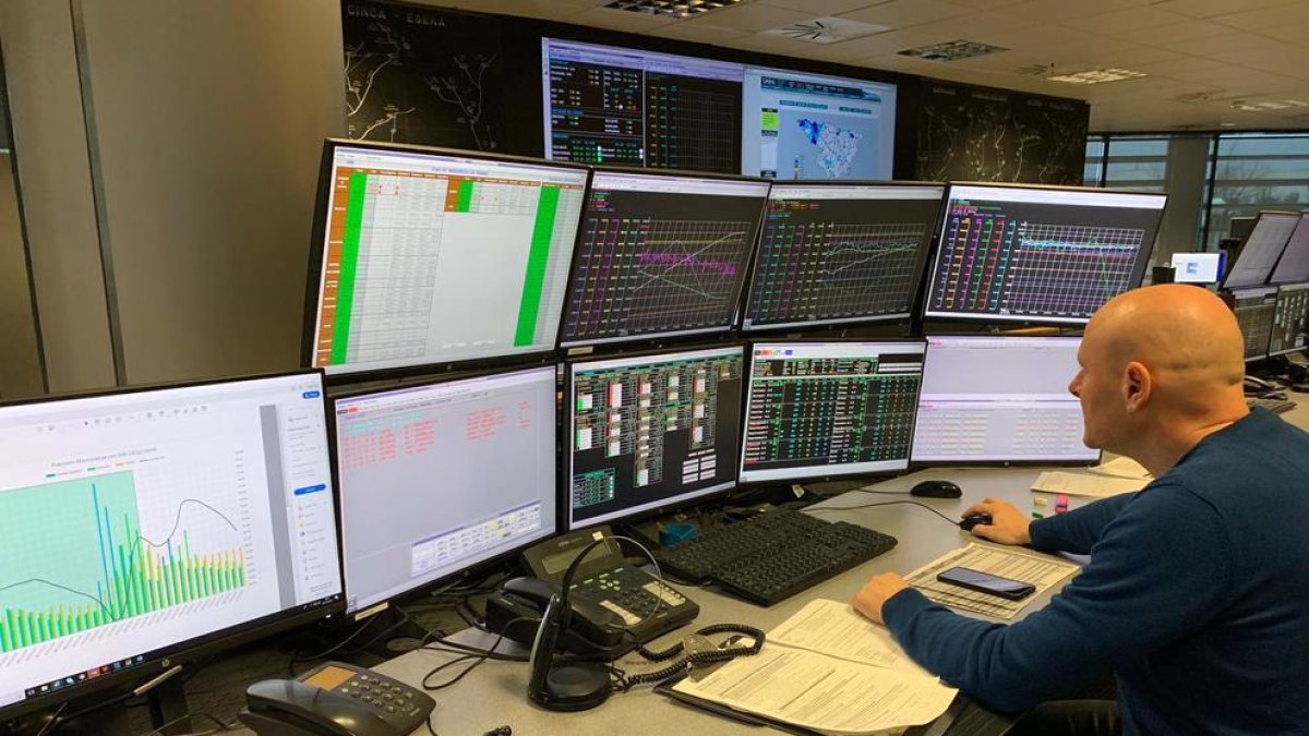 Endesa desdobla el centre de control de les 41 centrals hidràuliques de Lleida per garantir la producció d'energia