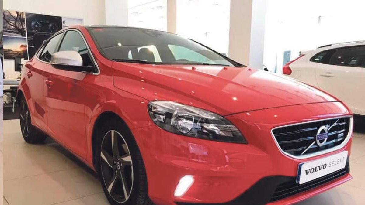 Volvo V40