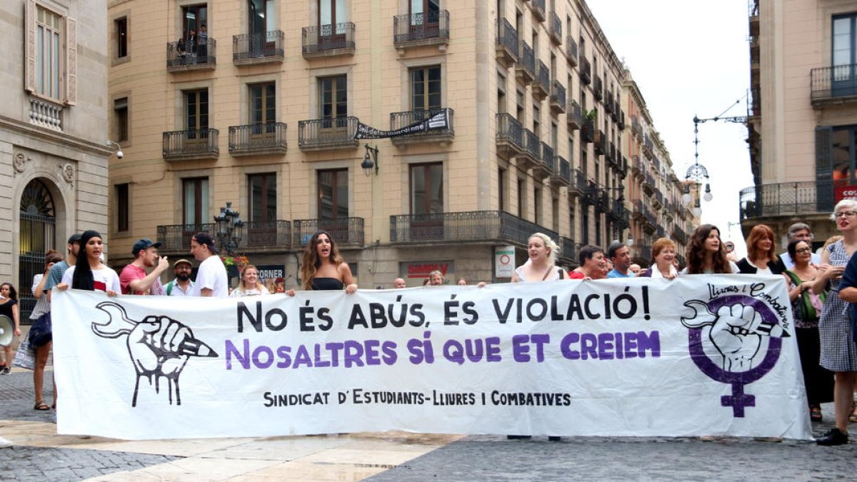 Imagen de archivo de una manifestación en repulsa de las agresiones sexuales en Barcelona.