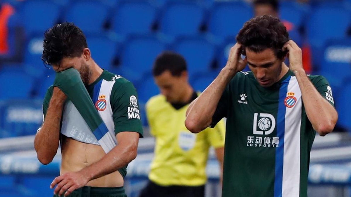 Dídac Vilà y Leandro Cabrera, en un momento del partido.