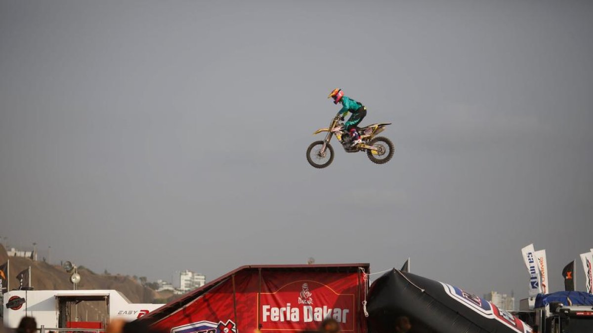 La Fira del Dakar a Lima va servir ahir de preàmbul a la disputa de la prova.