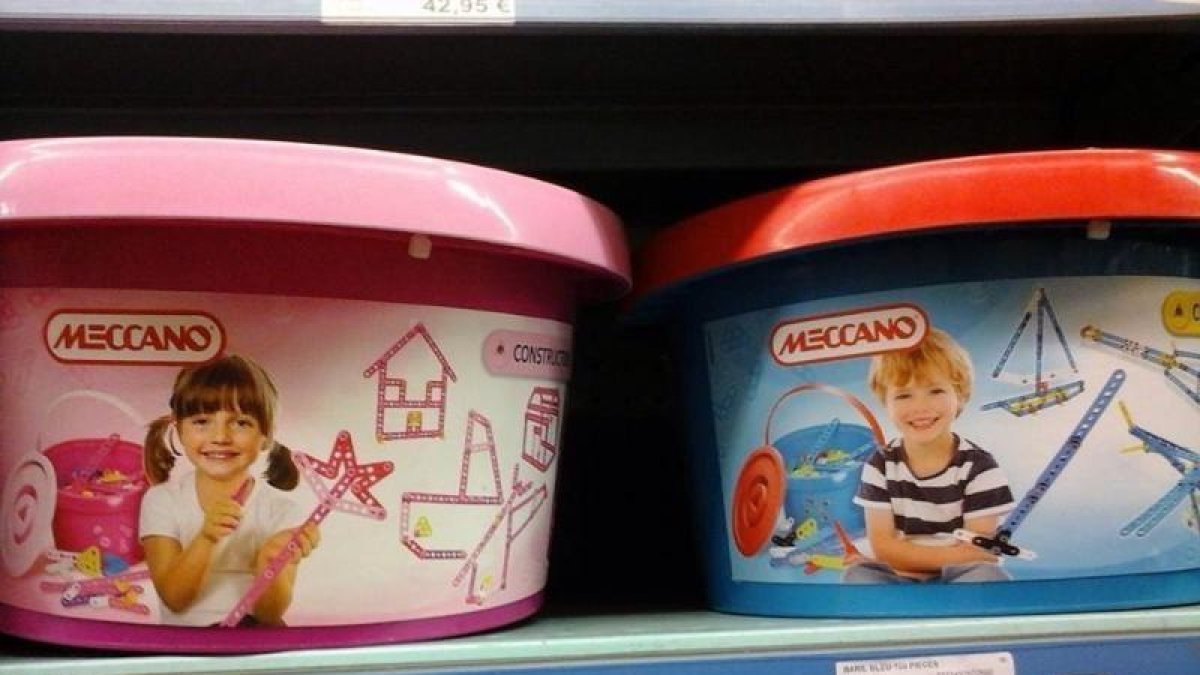 La mateixa joguina té un preu diferent segons el destinatari.