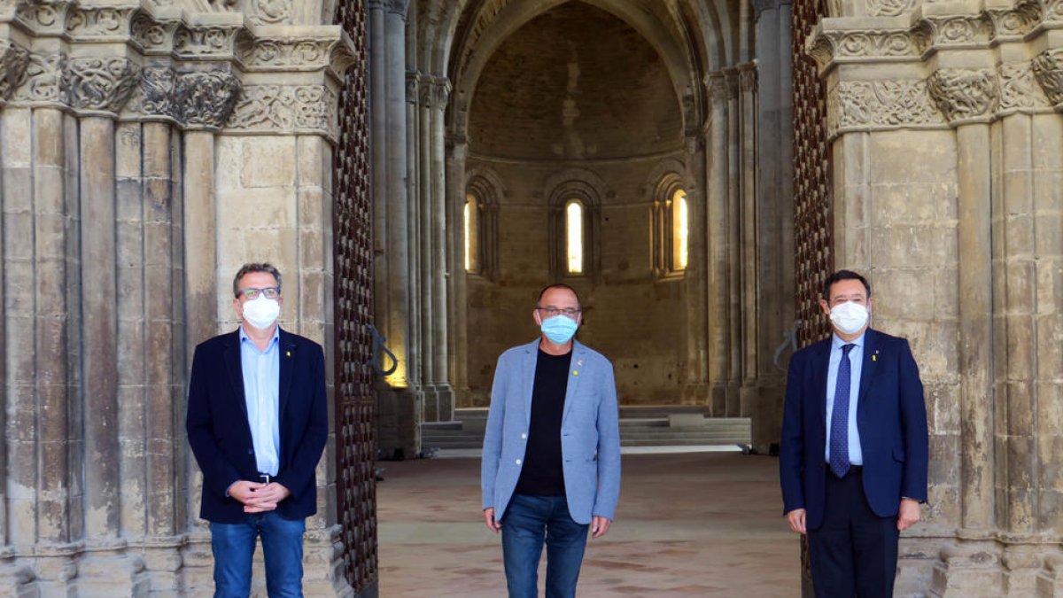 Joan Talarn, Miquel Pueyo i Ramon Farré van presentar ahir l’agenda de la Diada Nacional.