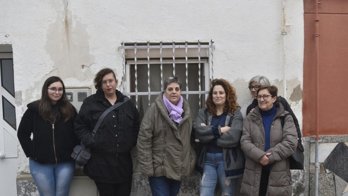 Voluntàries de l’entitat Progat, ahir a Lleida.