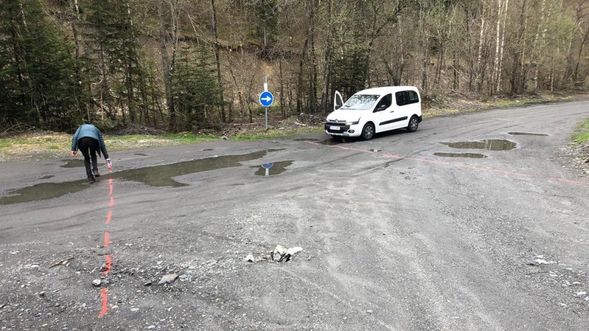 Senyalització prèvia a la millora d’accés a la Ribera de Valarties.