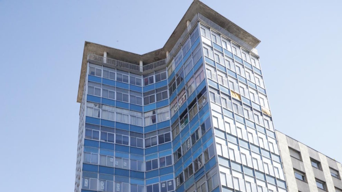 La façana de l’edifici.