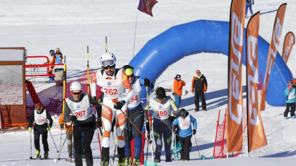Más de 150 participantes en el quinto Duatlón CEVA celebrado en Beret