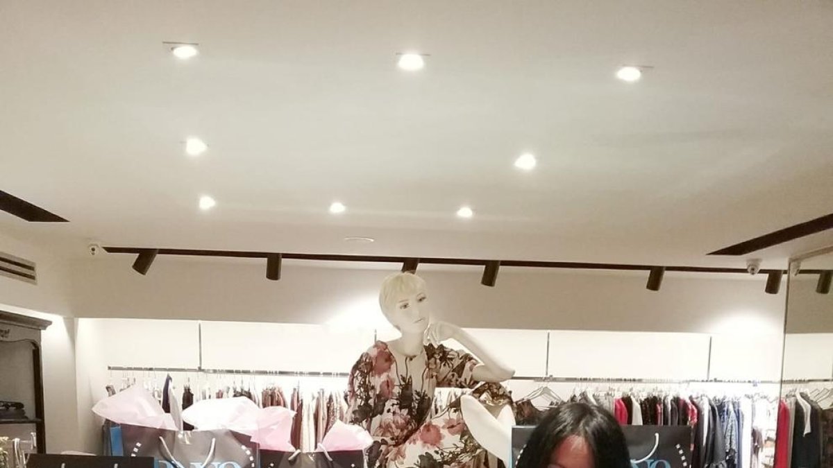 «He atendido a dos clientes que han comprado»