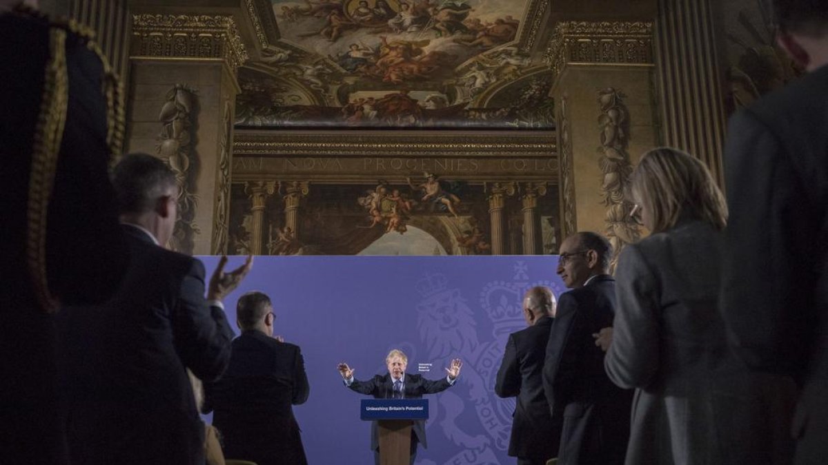 Boris Johnson ayer durante su intervención para hablar de la futura relación con la UE.