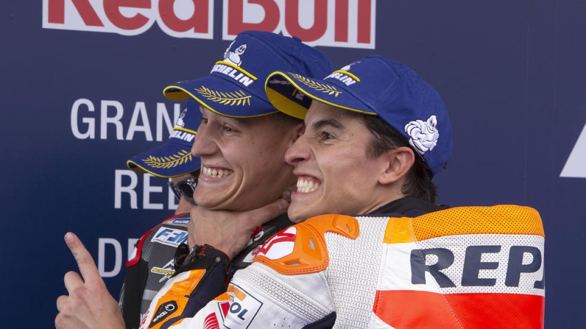 Marc Màrquez fa broma amb Quartararo, que li ha pres el rècord com a ‘poleman’ més jove.